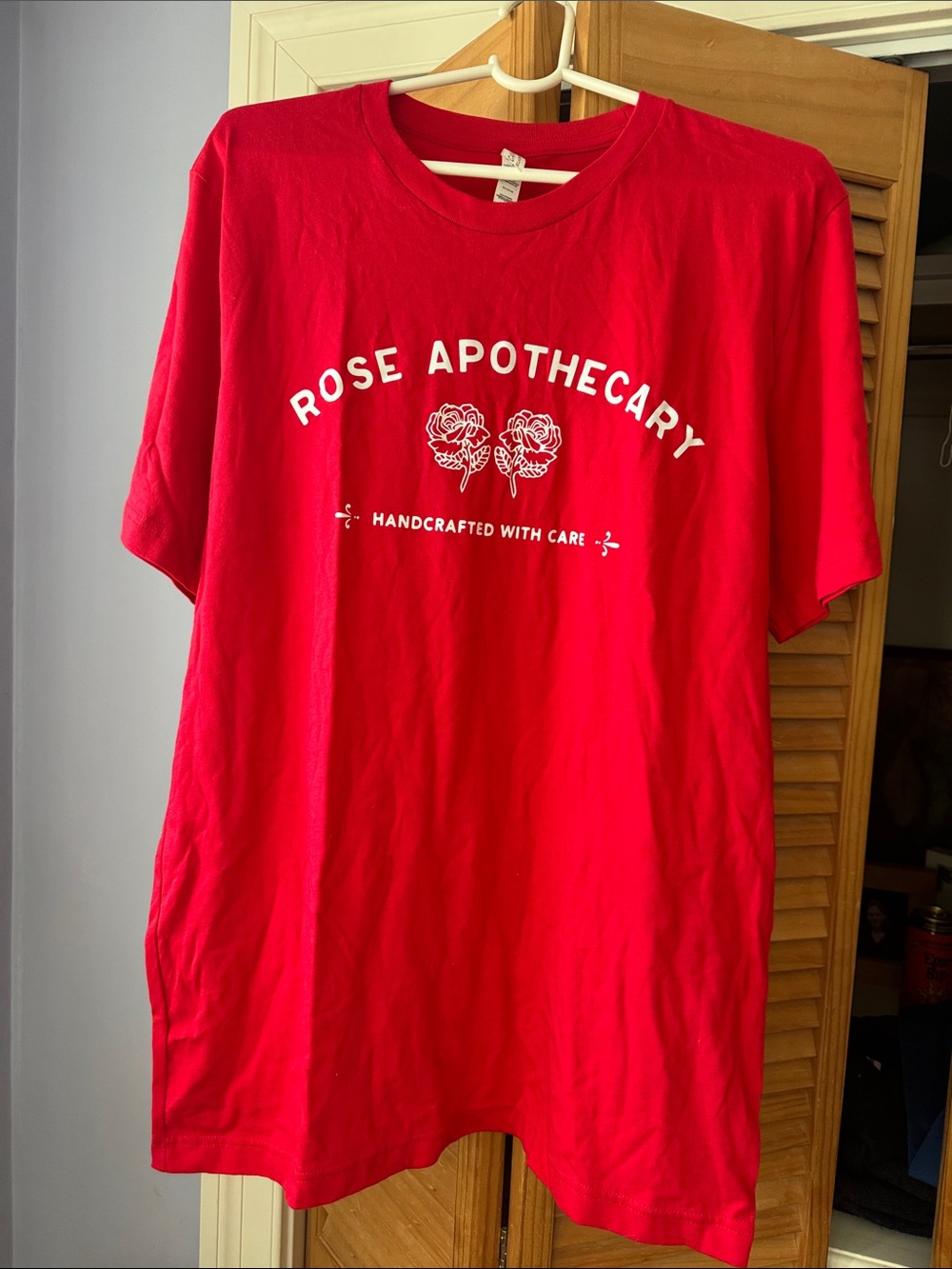 Schitt’s Creek fans! Unisex Red Graphic T‑Shirt - Handcrafted Logo. Size L. EUC.